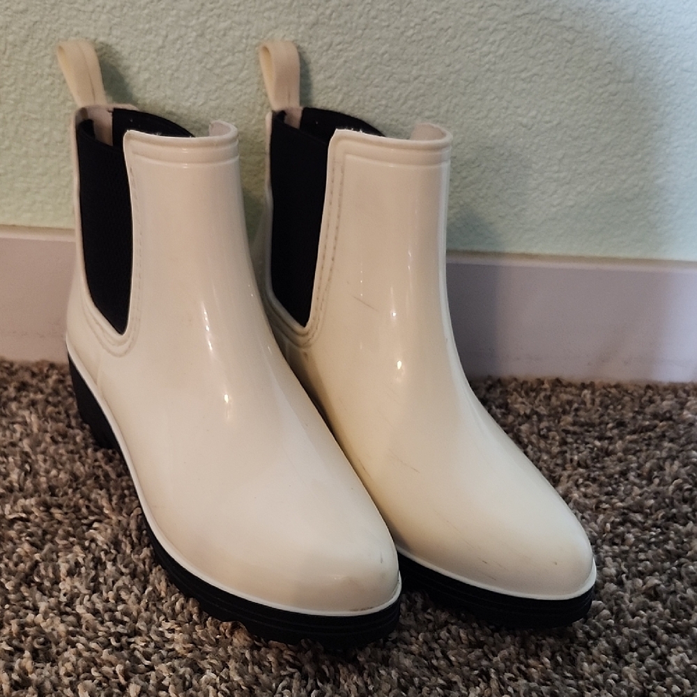 Women's Cream Ankle Boots